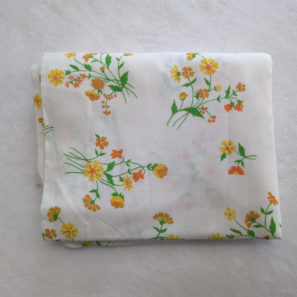 Vintage Tastemaker Full Size Flat White‎ Sheet Yellow Orange Floral Cotton Blend